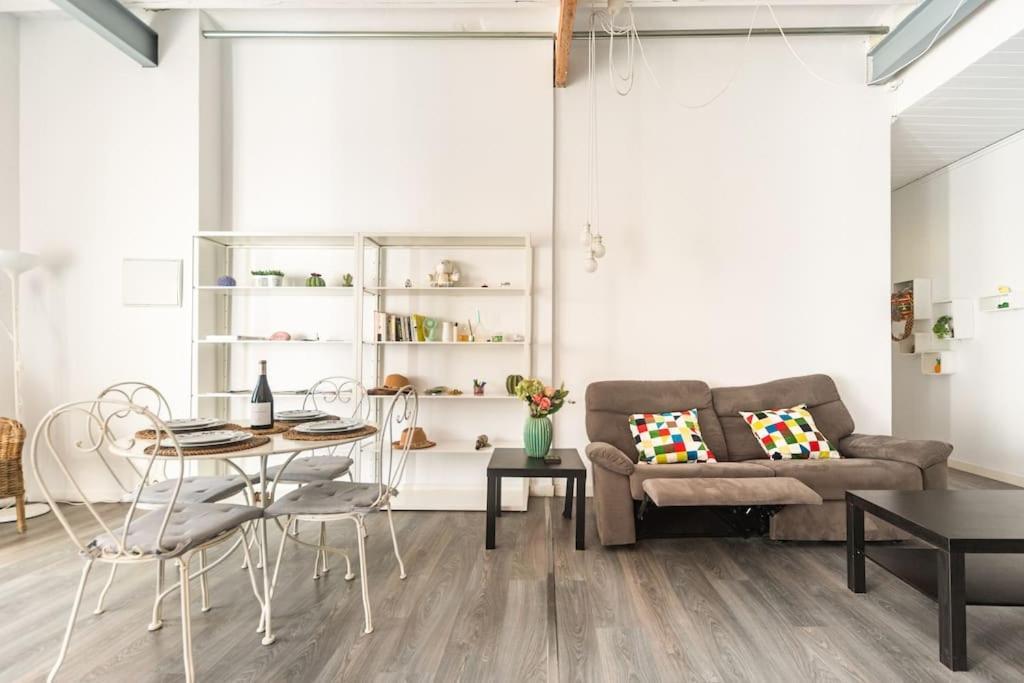 120 Sqm Loft-Style Apartment Beach Royal Marina Valenza Esterno foto
